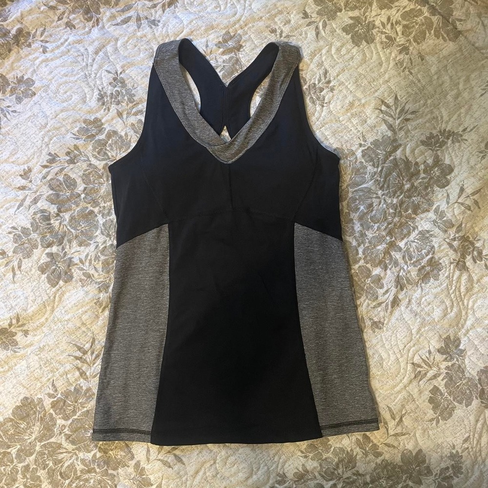 Champion black and gray color-blocked sports tank top in a M